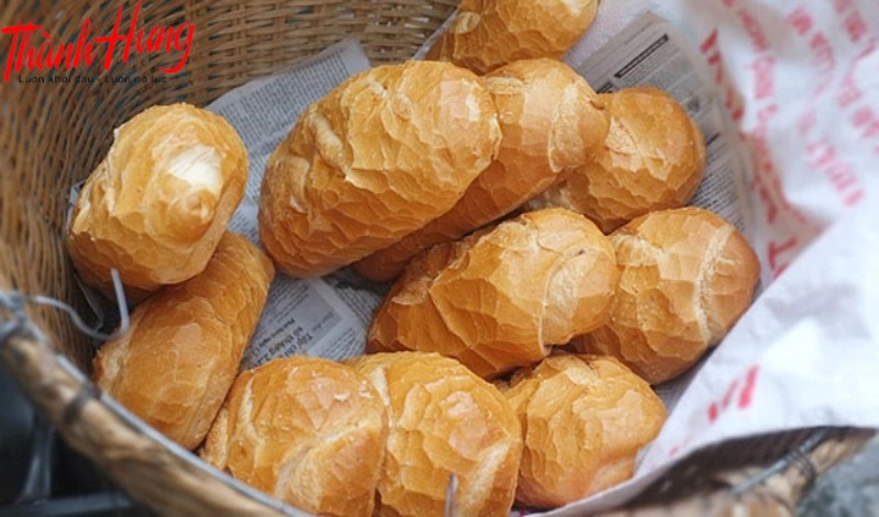 Mẹo chữa hóc xương cá bằng cách nuốt thức ăn mềm.