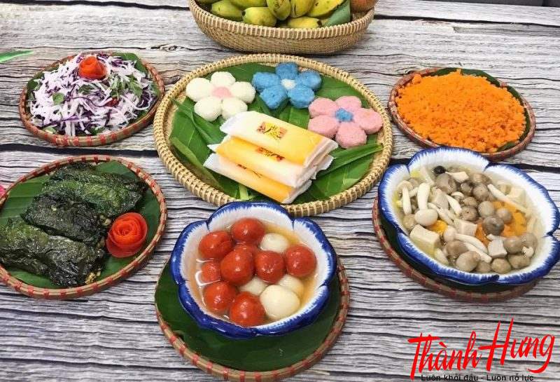 Để cúng dường Quán Thế Âm Bồ Tát vào ngày Vía, người ta thường chuẩn bị những lễ vật chay tịnh.