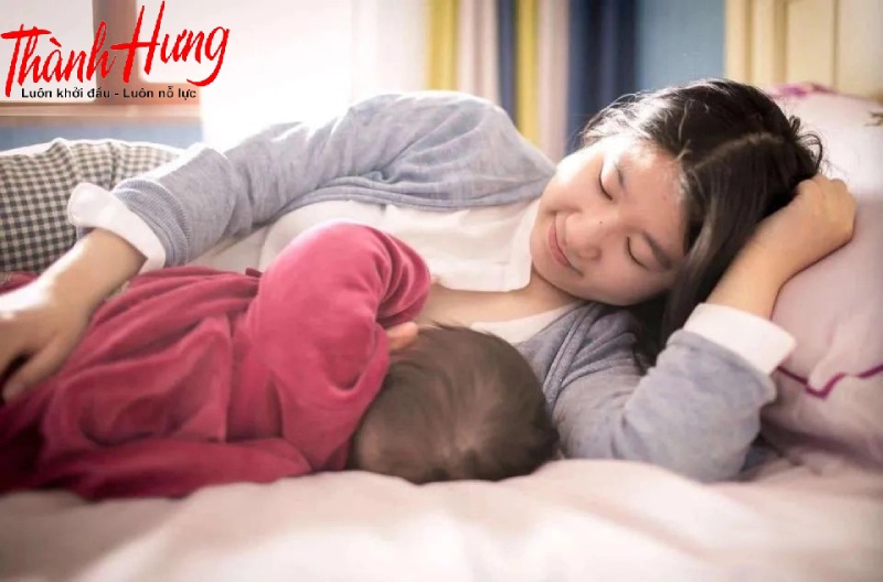 Không thăm phụ nữ sinh đẻ để tránh xui xẻo.