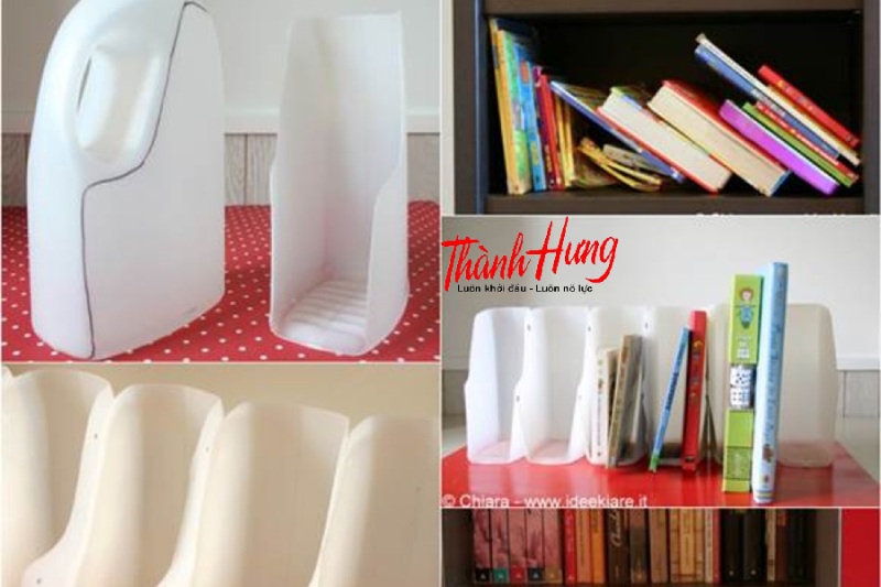 Dùng chai nhựa để làm giá sách.